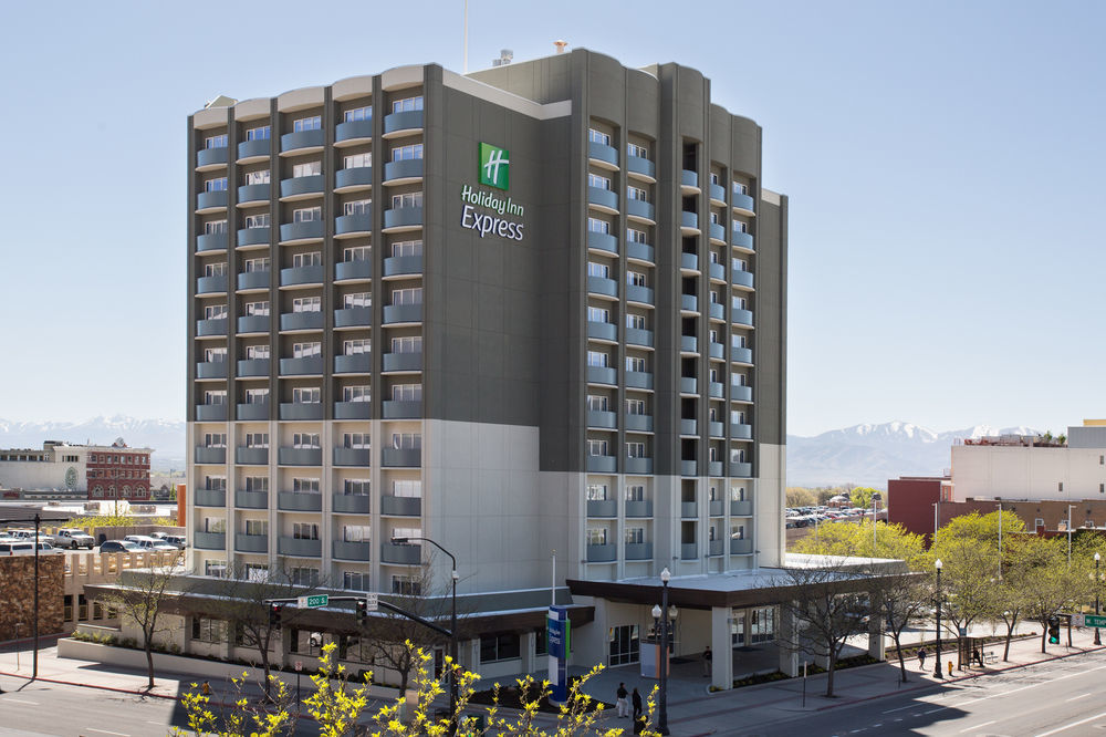 Holiday Inn Express & Suites - Marietta By Ihg Extérieur photo